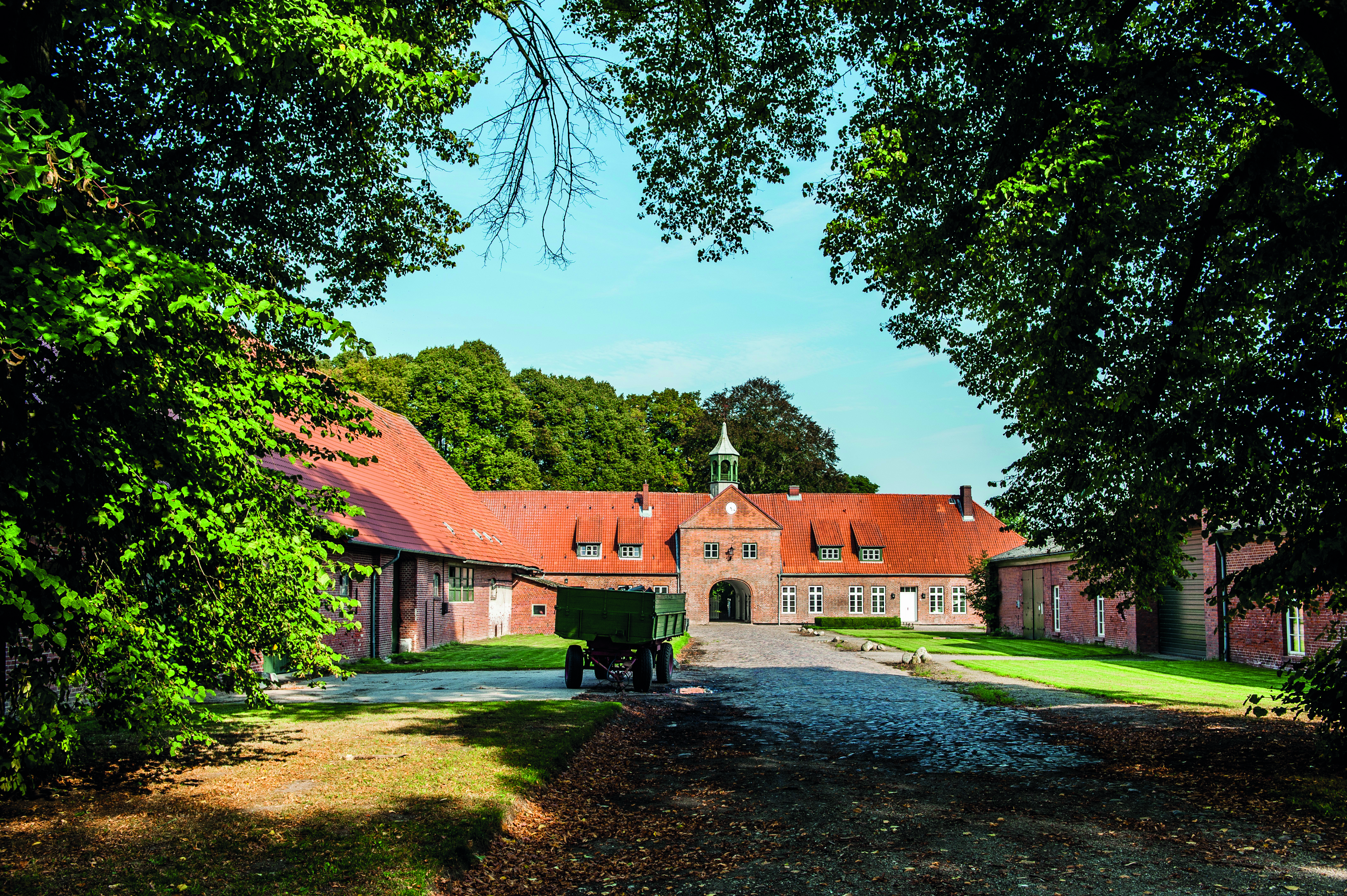 Reitanlagen, Gestüte und Landsitze